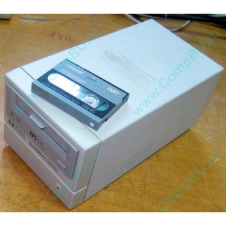 Стример HP SuperStore DAT40 SCSI C5687A в Каменске-Уральском, внешний ленточный накопитель HP SuperStore DAT40 SCSI C5687A фото (Каменск-Уральский)