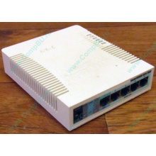 БУ маршрутизатор Mikrotik RB951G-2HnD в Каменске-Уральском, БУ роутер Mikrotik RB951G-2HnD (Каменск-Уральский)